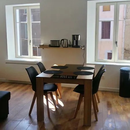 Les 3 Tours 1e étage *