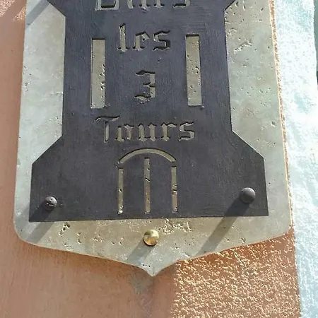 Les 3 Tours 1e étage *