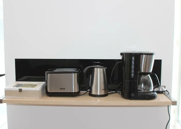 Les 3 Tours 1e Etage Appartement *